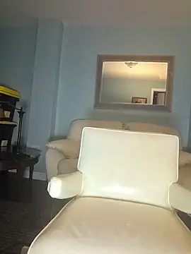 piggylatino's Webcam Show