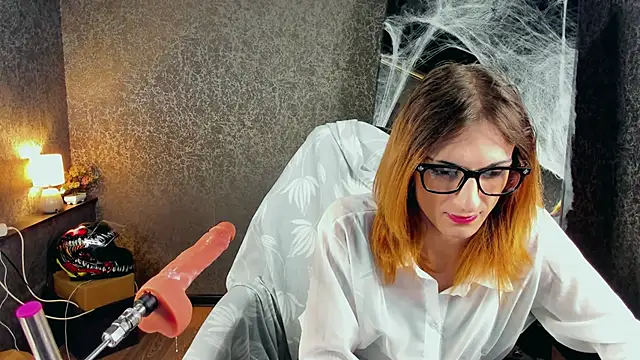 Anjela_Botton: διαδικτυακό σόου στην κάμερα