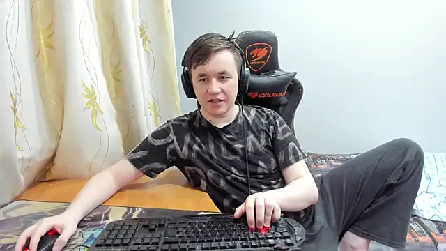 iliaskrislove's Webcam Show