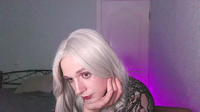 Show de Gina_Rose_ts na webcam