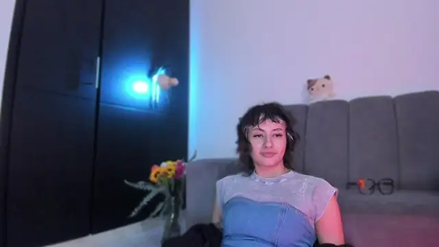 vandalovee_'s Live XXX Chat