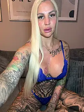 CoraDiamond Live XXX-chat