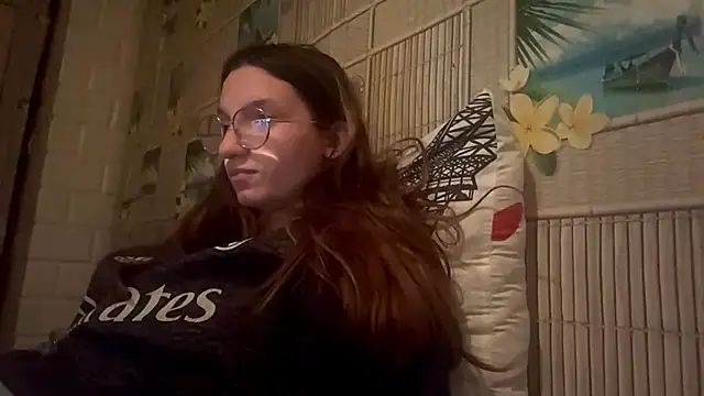XXX chat uživo modela SparkleJebb