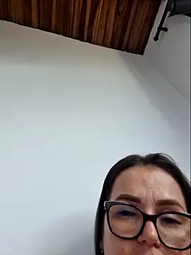 Chat XXX ao vivo de MariaPau_83