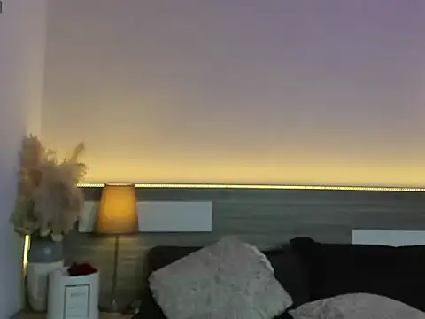 ZarahFoxx Live XXX Chat