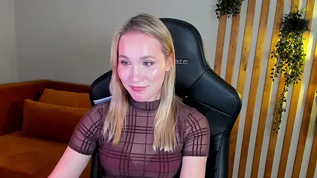 Živý XXX chat ElaraVoltage