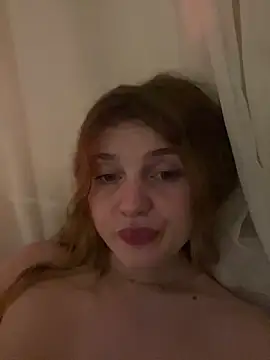 Živý XXX chat Emaline_Fane