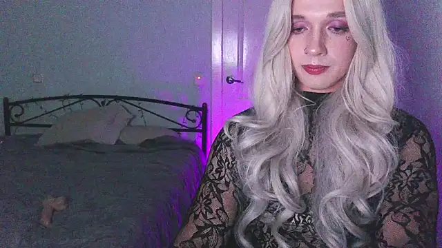 Gina_Rose_ts Show Webcam