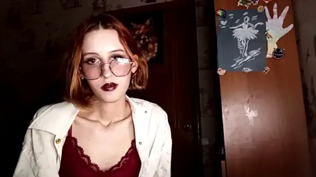 SirenFrost Chat XXX in diretta