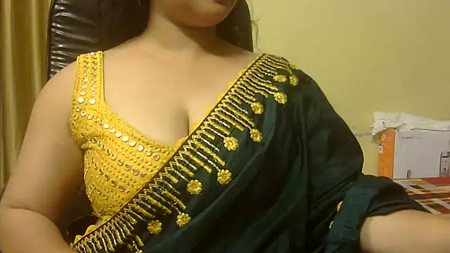 PUCHEJAAN Live XXX-Chat