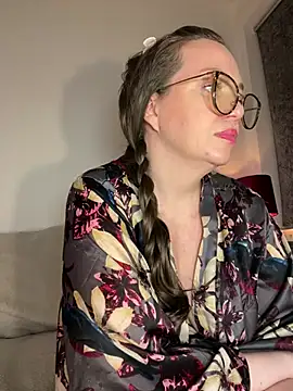 FemDom_RubyKnightXXO webcam show