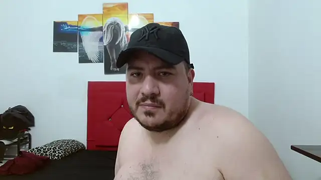 sebastianbigxxx's Webcam Show