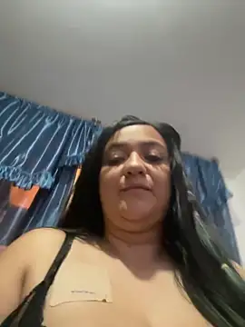 Chatroom XXX en direct de andrea-cohen