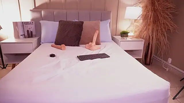 curvyliciousss' Live XXX Chat