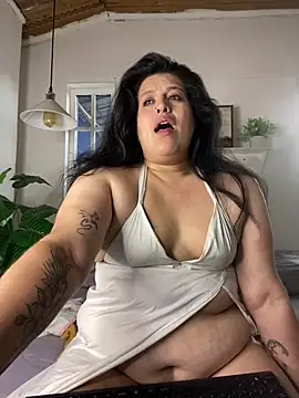 Andrea_secret_ Adlı Modelin Canlı XXX Sohbeti