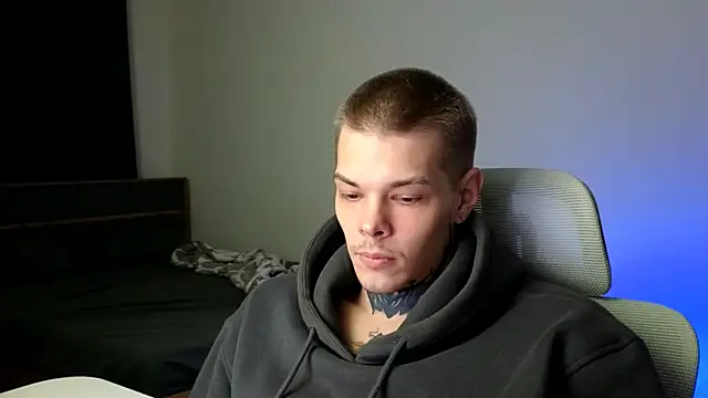 DENIS_HERE Live XXX-Chat