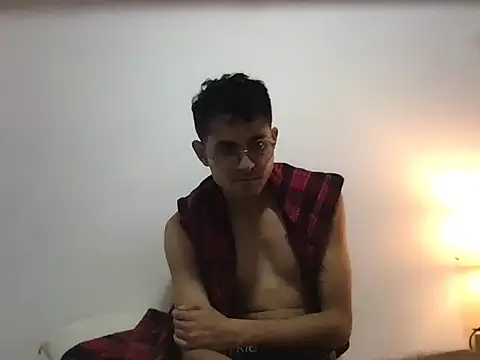 xanderlover Adlı Modelin Canlı XXX Sohbeti