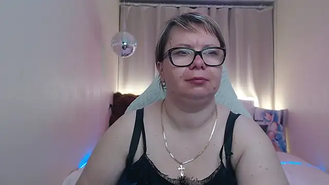 Webkamerová show BonnnyBoobsy
