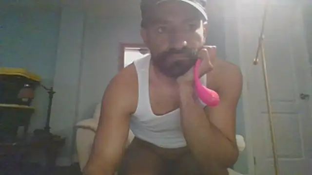 Czat XXX na żywo – piggylatino