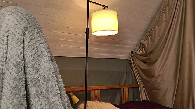 Lunavira – Naživo XXX chat