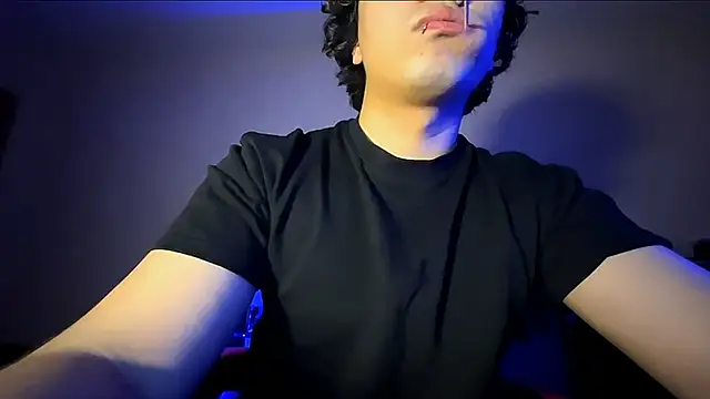Show modela _ELIGOS_ na web-kameri
