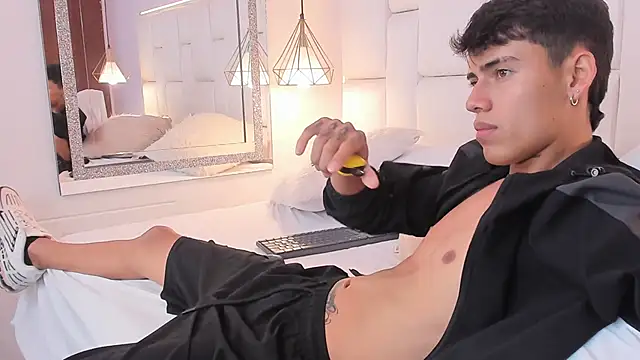 JacobFerrer Live XXX Chat