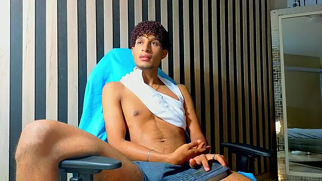 Alex_Bloom Live XXX-chat