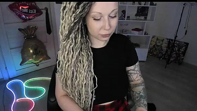 HoneySallyMoore – Naživo XXX chat