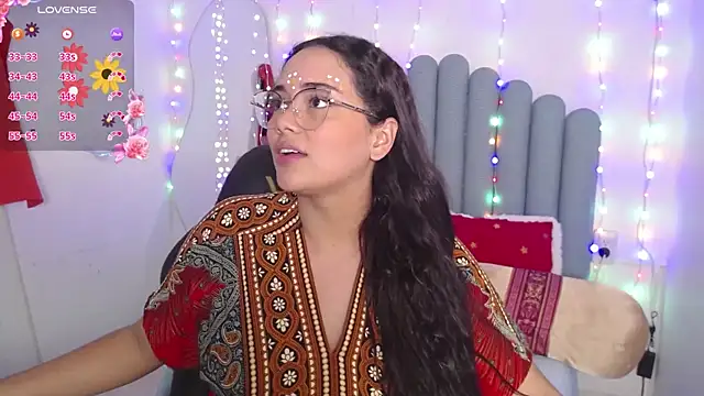 Show de farah_samira na webcam