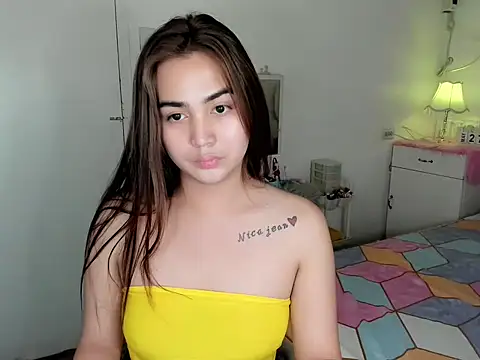 nica_doll Adlı Modelin Web Kamerası Şovu