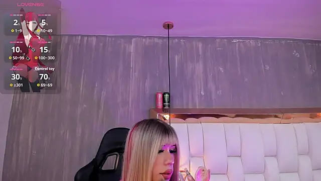 Foxxy_Doll Live XXX Chat