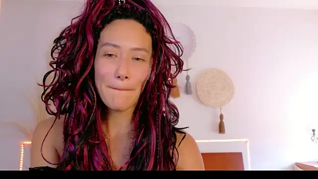 Ajua__Uva Live XXX-chat