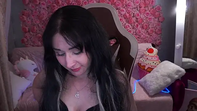 XXX chat uživo modela CarolinaaFoxyyy