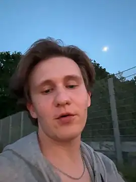 your_boy_NL Chat XXX in diretta
