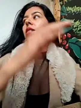 Luiannan Live XXX chat
