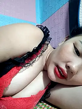 Irene-01 Adlı Modelin Canlı XXX Sohbeti