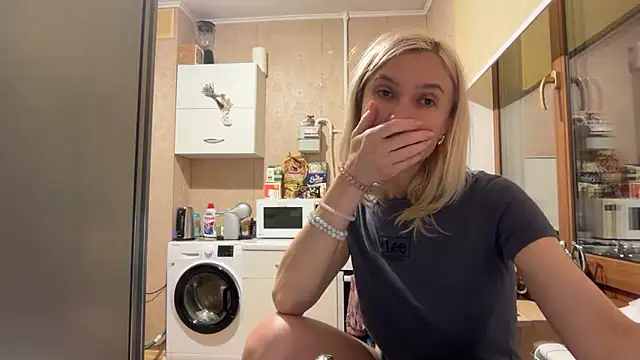 AngelJeni – Naživo XXX chat