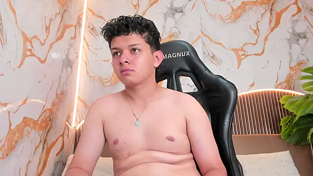 TiagoRussh Webcam Show