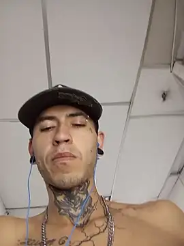 Tattoboy19cm – webcam-show