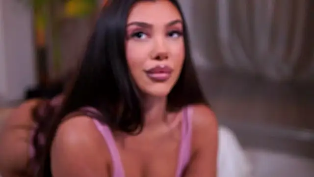NatyDesiree Adlı Modelin Canlı XXX Sohbeti