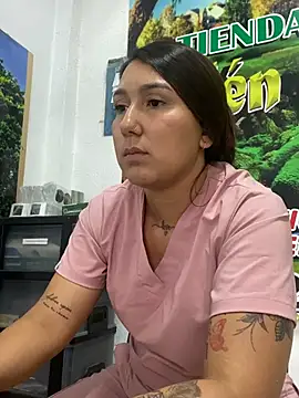 Soffia_Muzz Live XXX-Chat