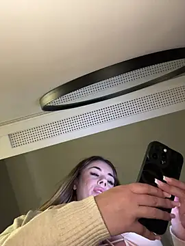 IsabellaEtthan's Live XXX Chat