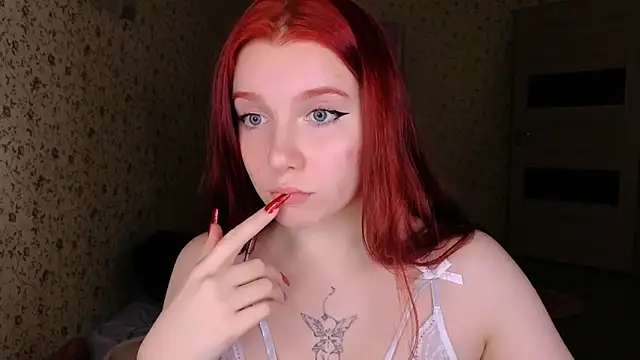 Chat +18 de Layla_Glam ao vivo
