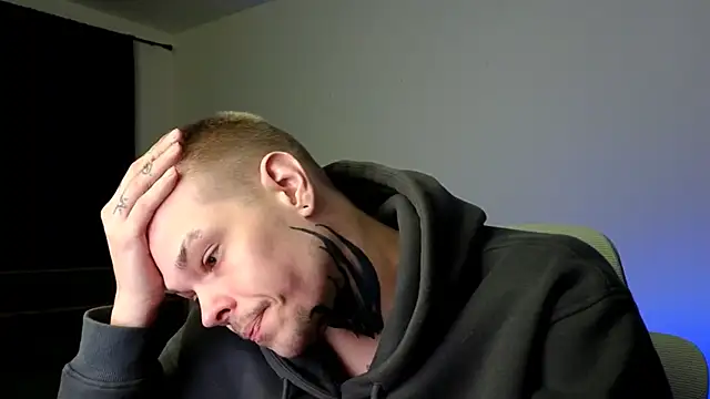 Živý XXX chat DENIS_HERE