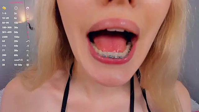 Barbiebloom live XXX chat