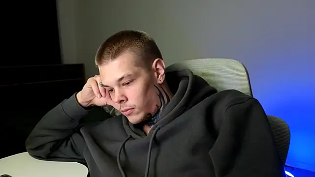 DENIS_HERE Chat XXX live