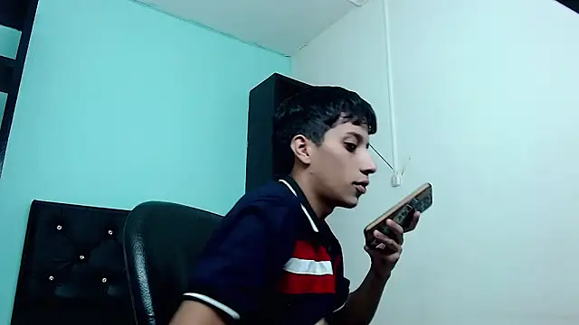 jl_brayan12's Webcam Show