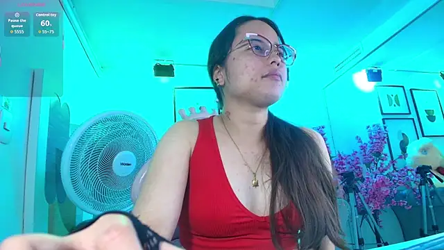 Chat XXX en directo de Shady_bug
