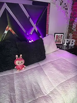 Czat XXX na żywo – FiorellaBossh_