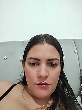 Mia_Hampton 现场XXX聊天